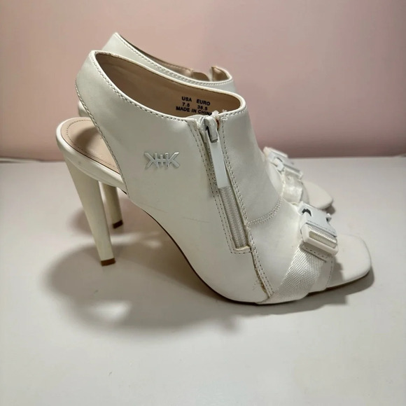 KENDALL + KYLIE Womens Zeno Faux Leather  Open Toe Slingback Heels - Picture 4 of 12